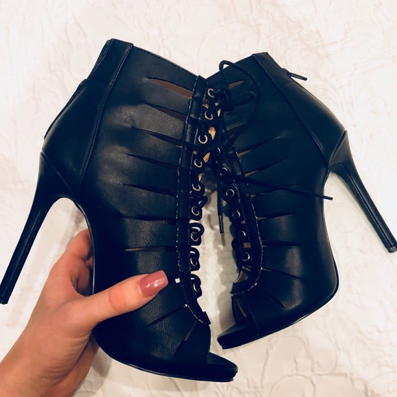 Shoes - Black lace up boots
